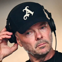 Pete Tong quebra o silêncio após John Summit acusá-lo de copiar remix de clássico dos anos 90