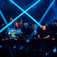 Carl Cox e Louie Vega colocam a disco music novamente no centro da pista em Ibiza